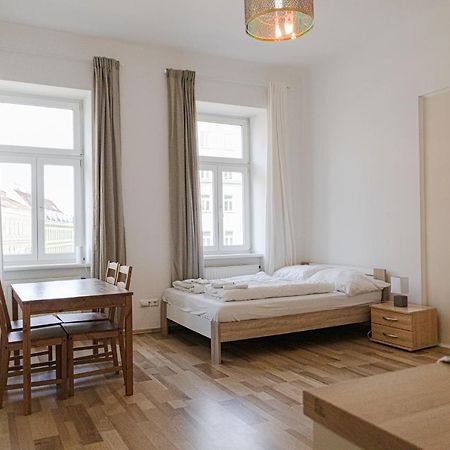 Special Vintage Viennese Apartment - 12Min F Downtown 外观 照片