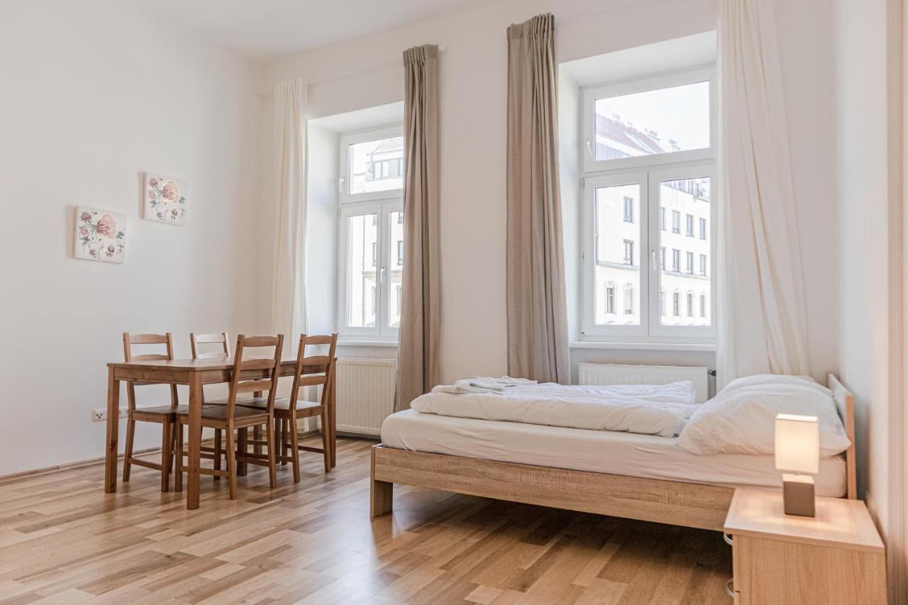 Special Vintage Viennese Apartment - 12Min F Downtown 外观 照片